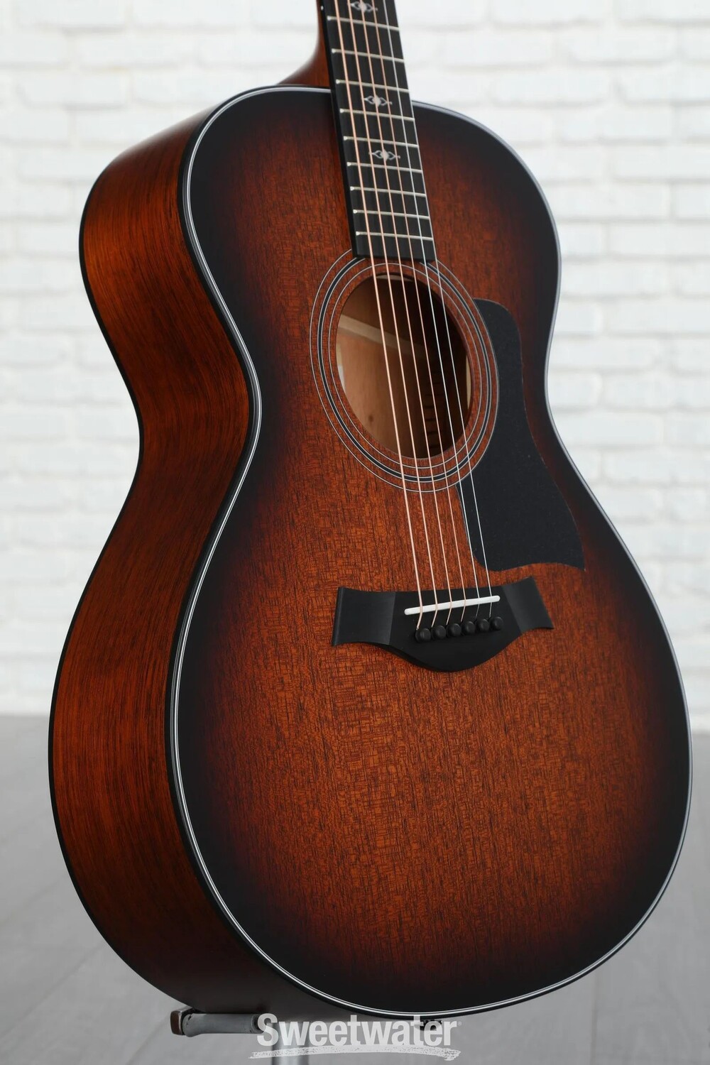 

Акустическая гитара Taylor 322 - Shaded Edgeburst