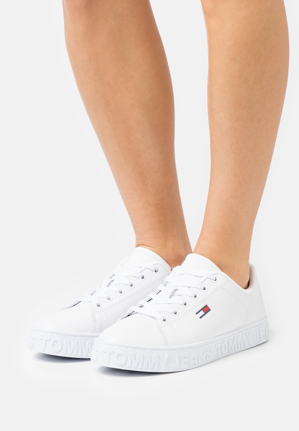 

Кроссовки Tommy Jeans, белый