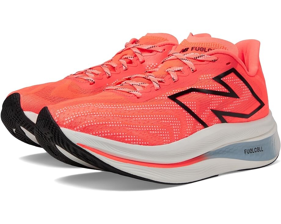 

Кроссовки New Balance FuelCell SuperComp Trainer v2, цвет Neon Dragonfly/Black