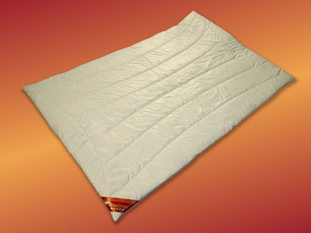 

Garanta Camel Hair Duo Warm Quilt Толщина Duo Warm Размер 155x200 Чехол: 100 % хлопок / Наполнитель: 100 % верблюжья шерсть