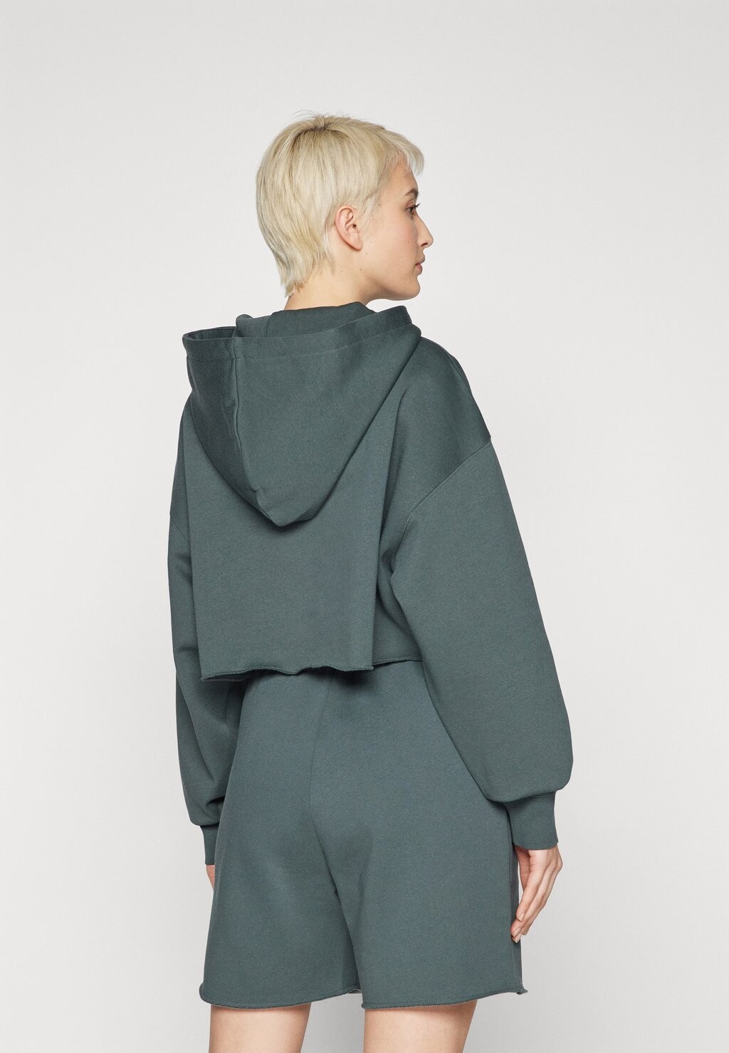 

Худи Björn Borg, серо-голубой Studio Oversized Cropped Hoodie