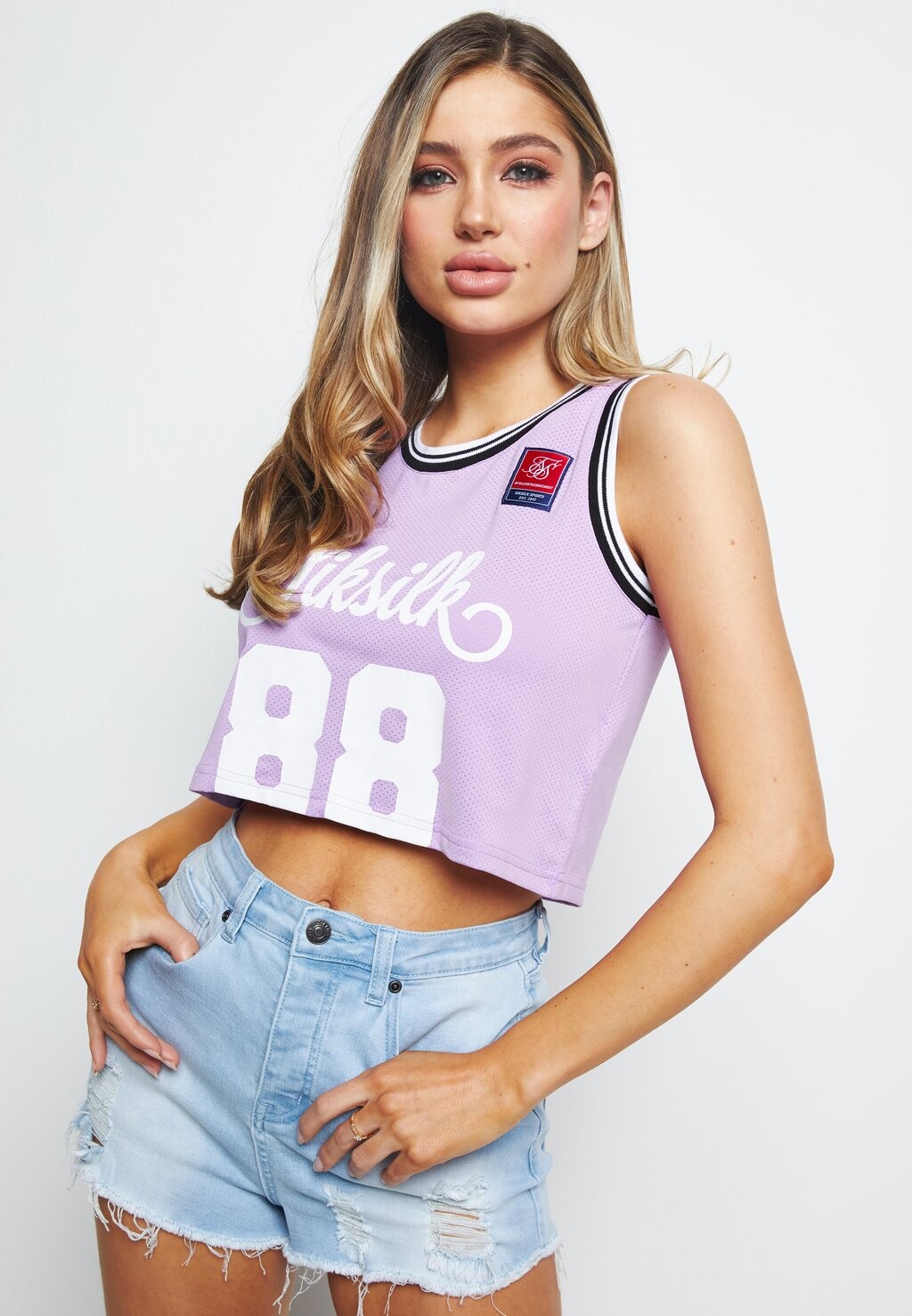 

Топ SIKSILK