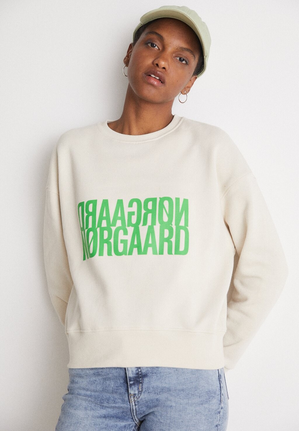 

Толстовка Mads Nørgaard