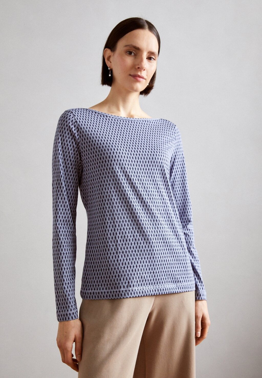 

Футболка с длинным рукавом Esprit, светло-голубая лаванда, Синий