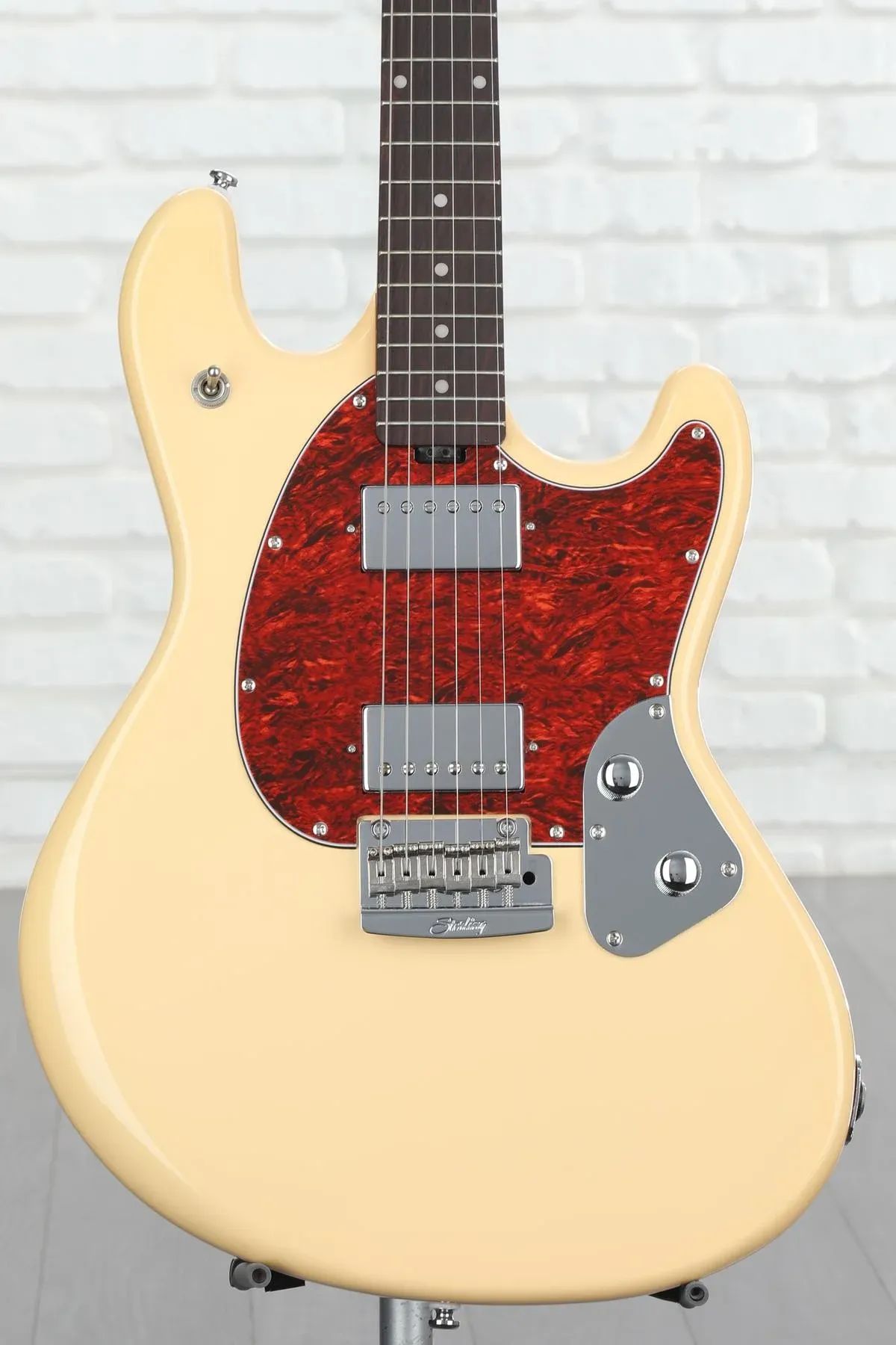 

Электрогитара Sterling By Music Man StingRay SR50 — пахта