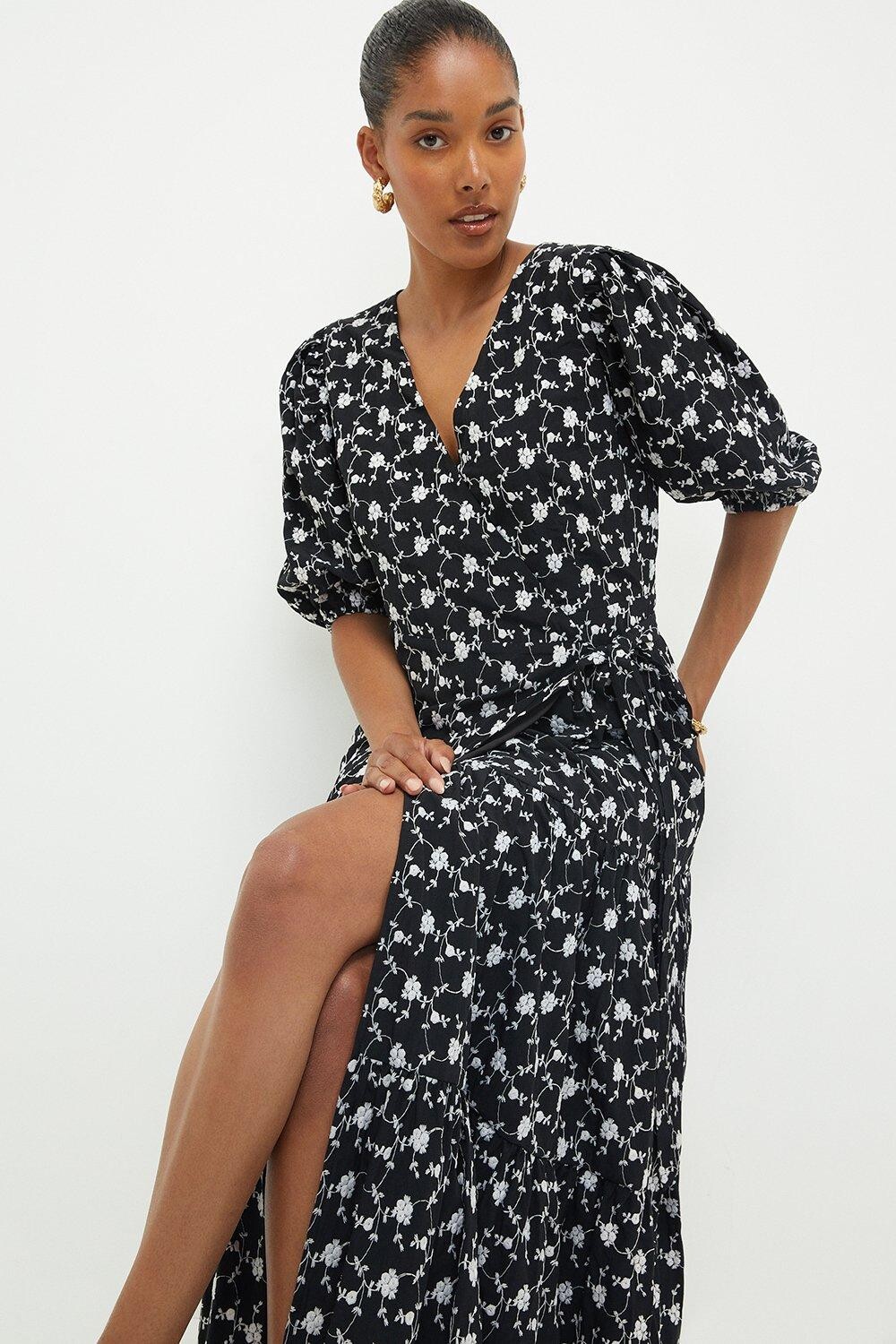

Платье миди с вышивкой и запахом Dorothy Perkins, черный