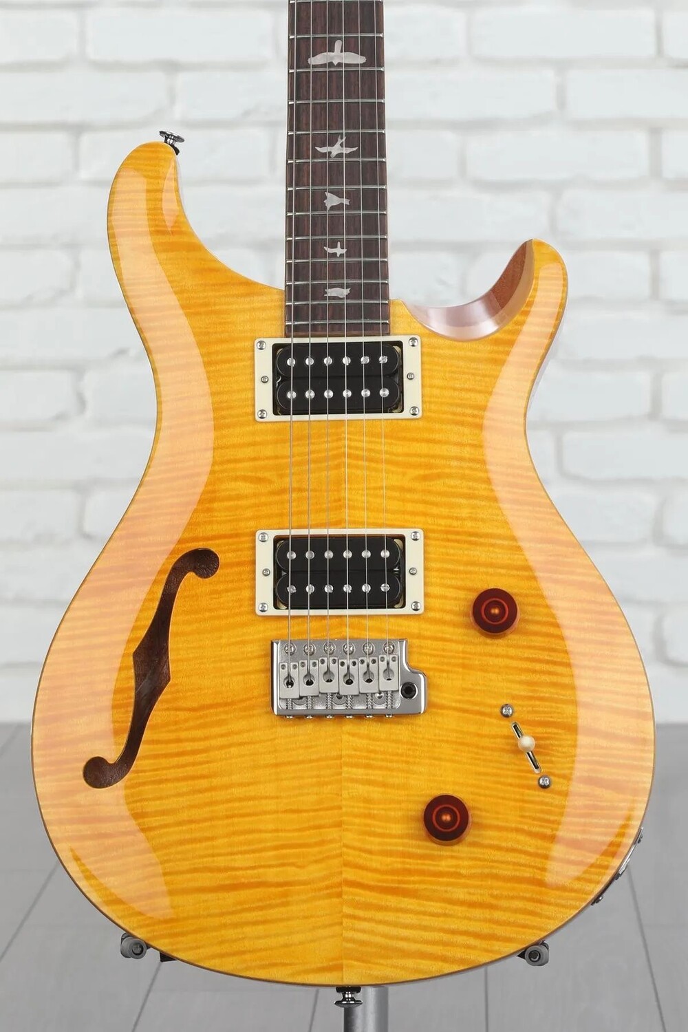 

Электрогитара PRS SE Custom 22 Semi-hollow - Santana Yellow