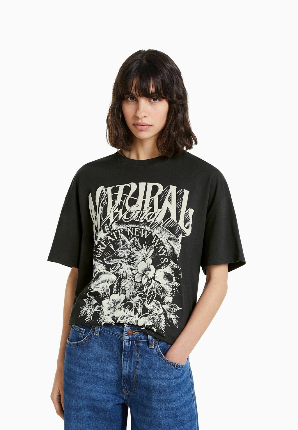 

Футболка с принтом Bershka, черный
