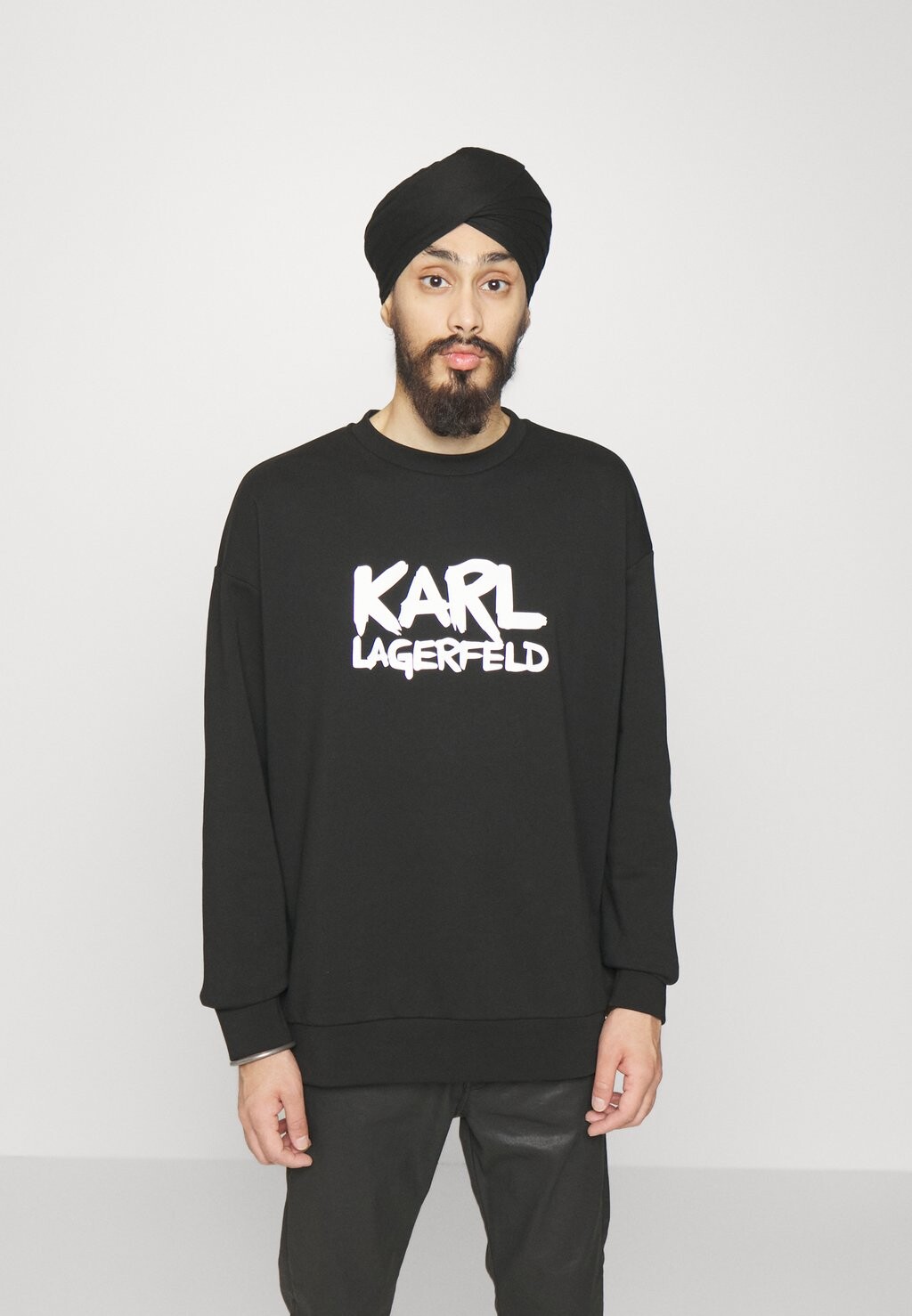 

Толстовка KARL LAGERFELD, черный