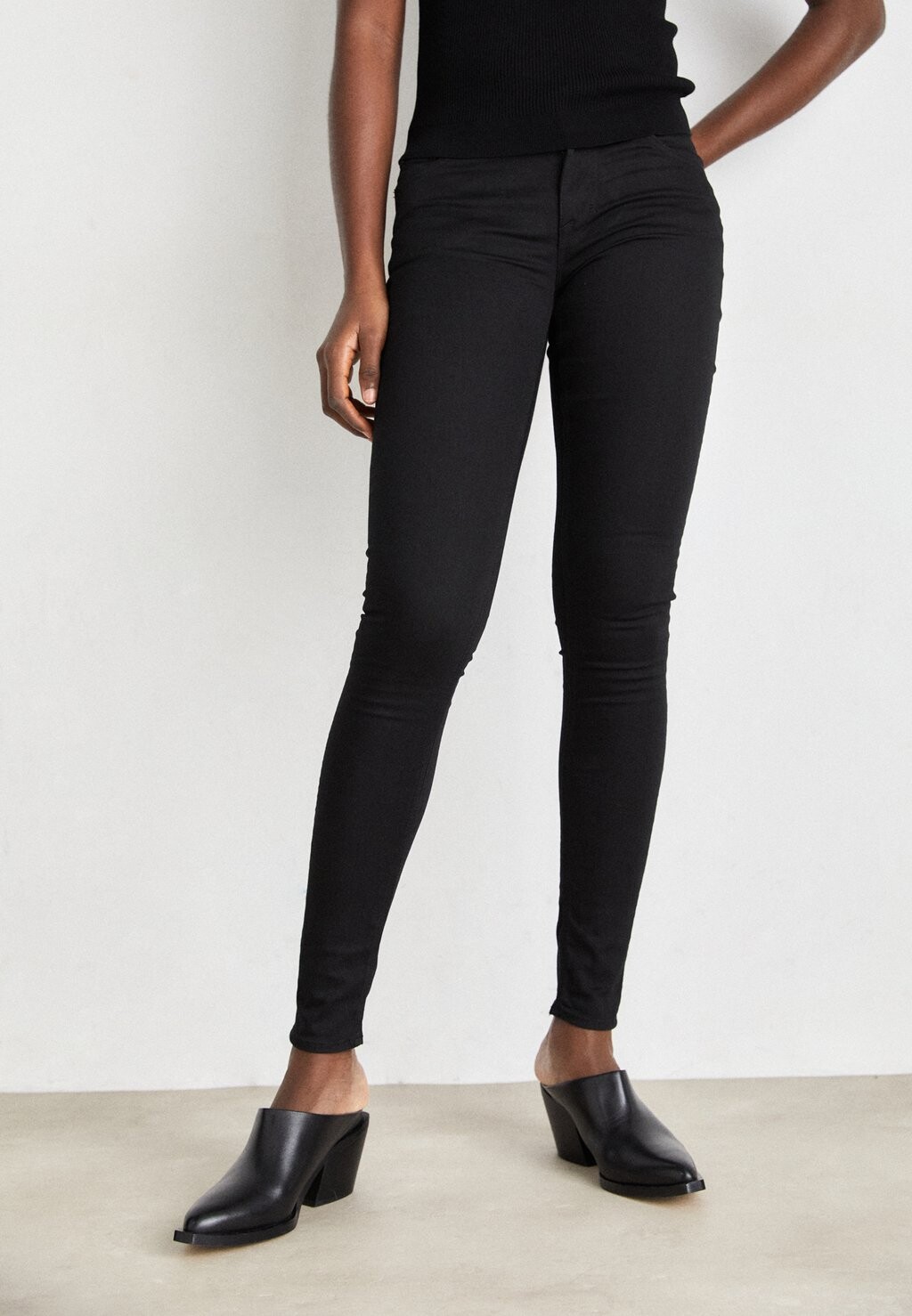 

Джинсы Skinny Fit SLIGHT Tiger of Sweden, цвет black