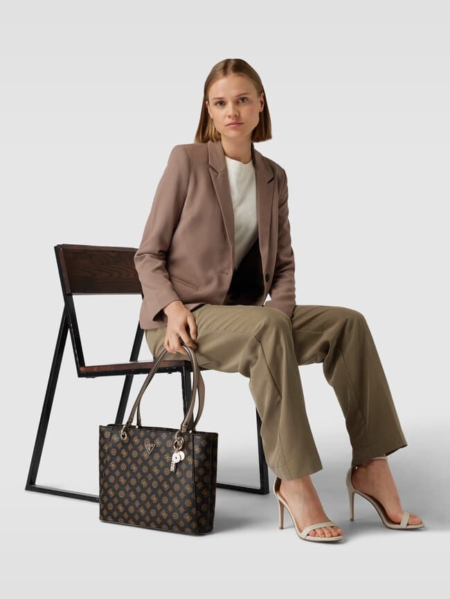 

Шопер с принтом по всей поверхности, модель NOELLE Guess, коричневый