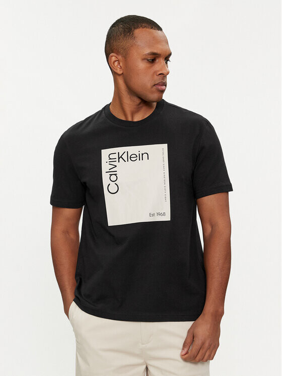 

Футболка стандартного кроя Calvin Klein, черный