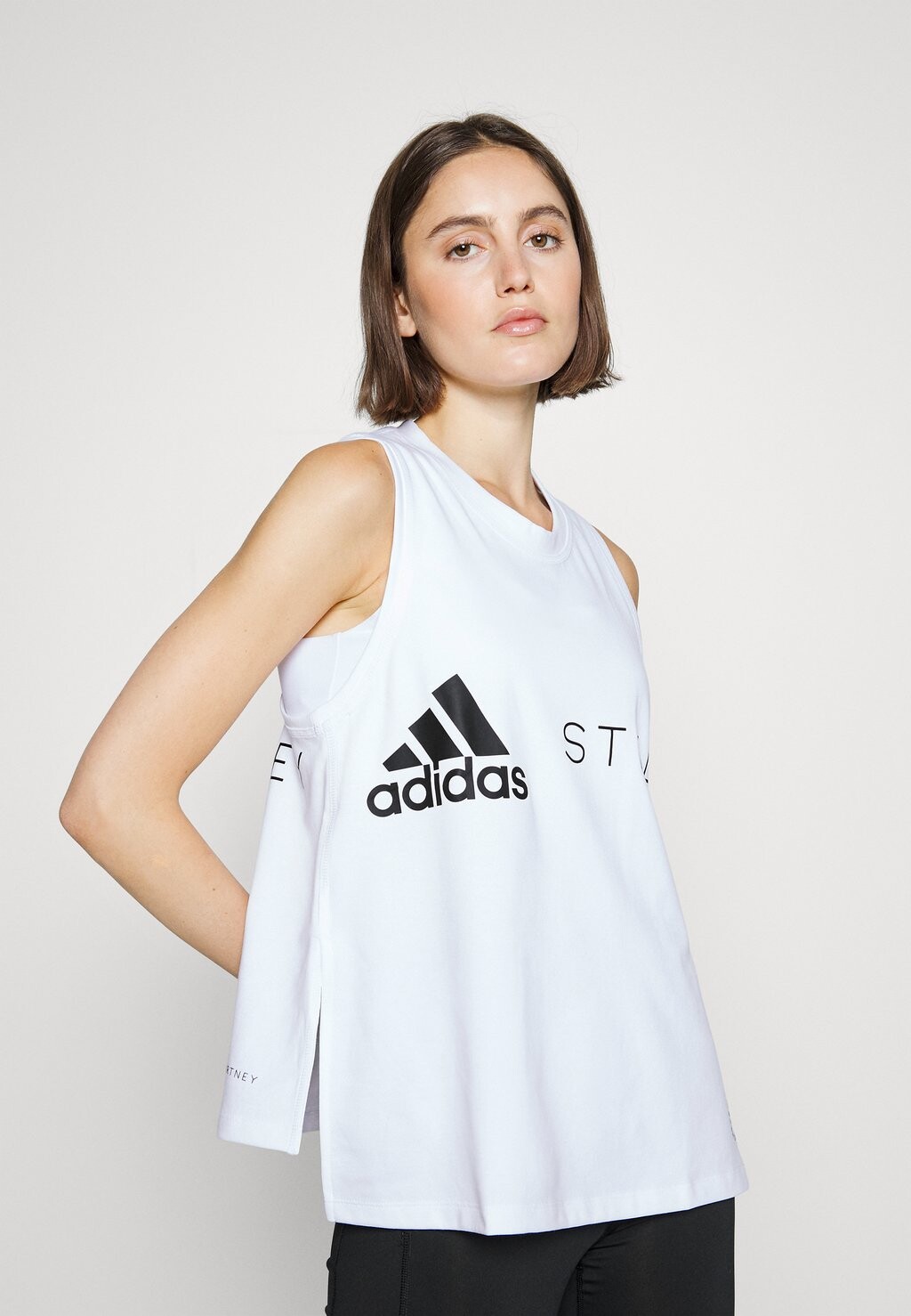 

Топ adidas by Stella McCartney, белый