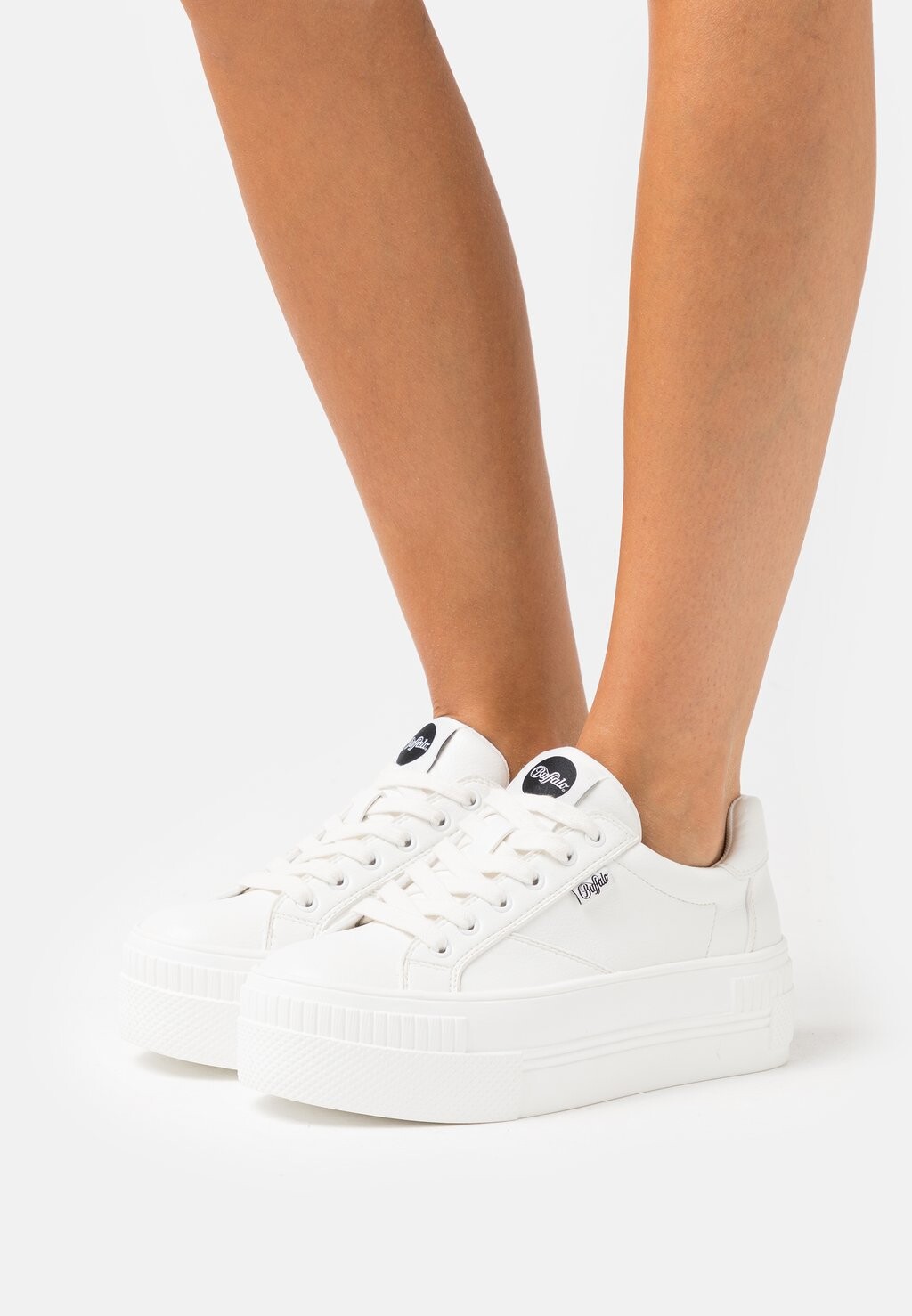 

Низкие кроссовки PAIRED LACEUP Buffalo, белый