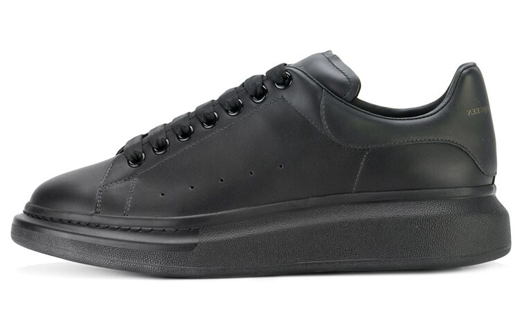 

Кроссовки Alexander McQueen черные