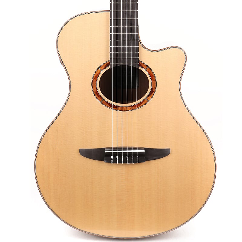 Акустическая гитара Yamaha NTX3 Acoustic-Electric Nylon String Guitar