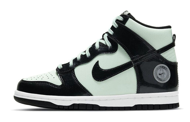 

Женские кроссовки для скейтбординга Nike Dunk High Se, едва зеленые