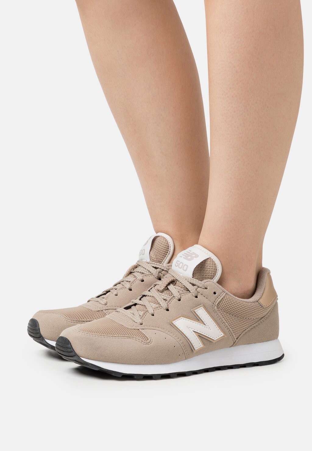 

Кроссовки New Balance