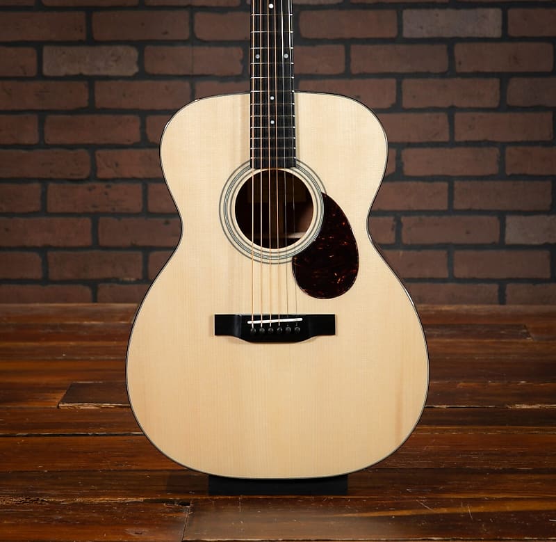 Акустическая гитара Eastman E10 OM цена и фото