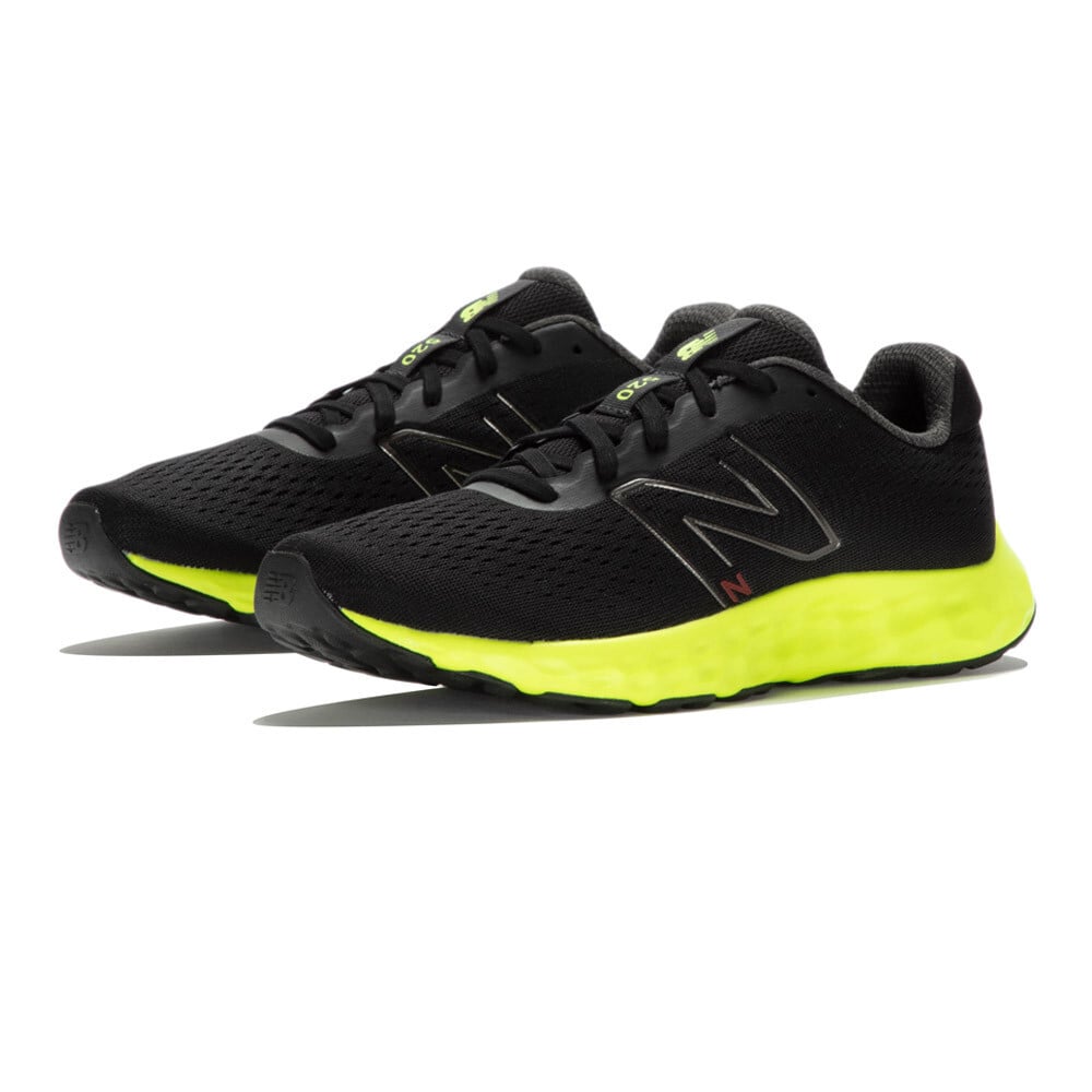 цена Кроссовки для бега New Balance 520v8, черный