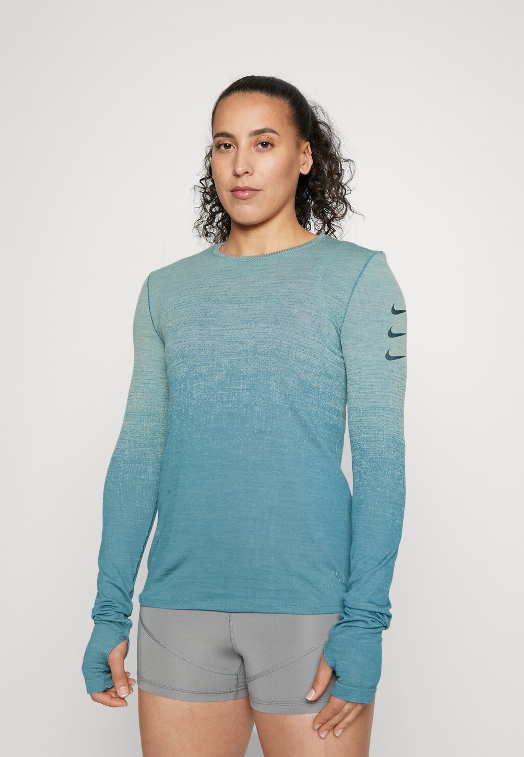 

Рубашка с длинным рукавом Nike