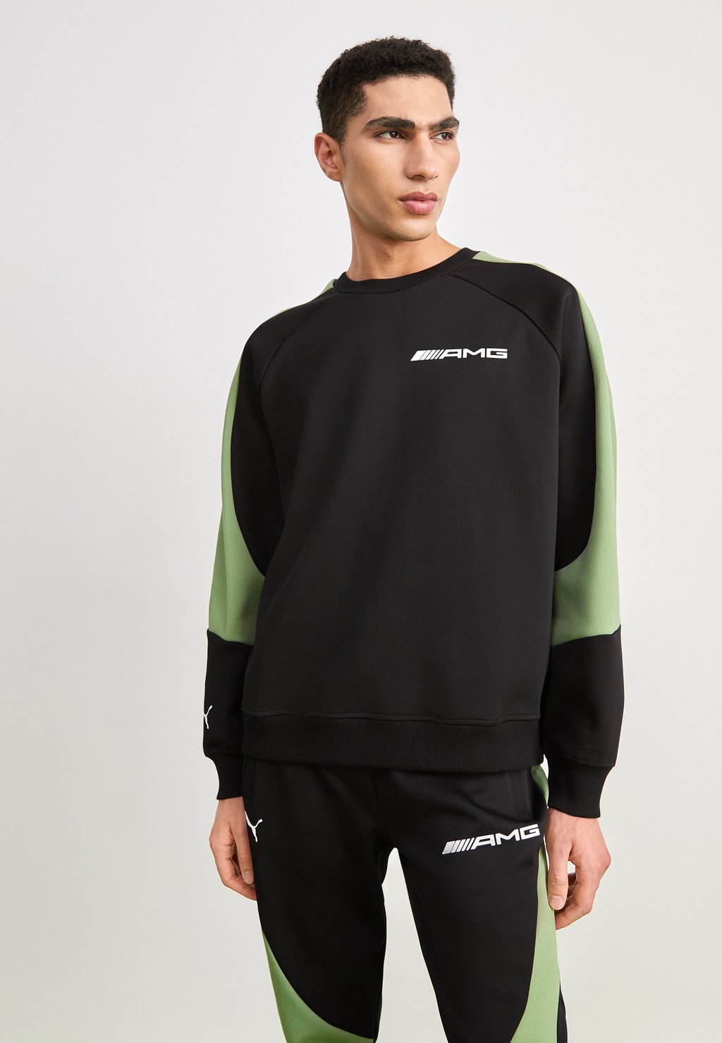 

Толстовка CREW NECK Puma, черный