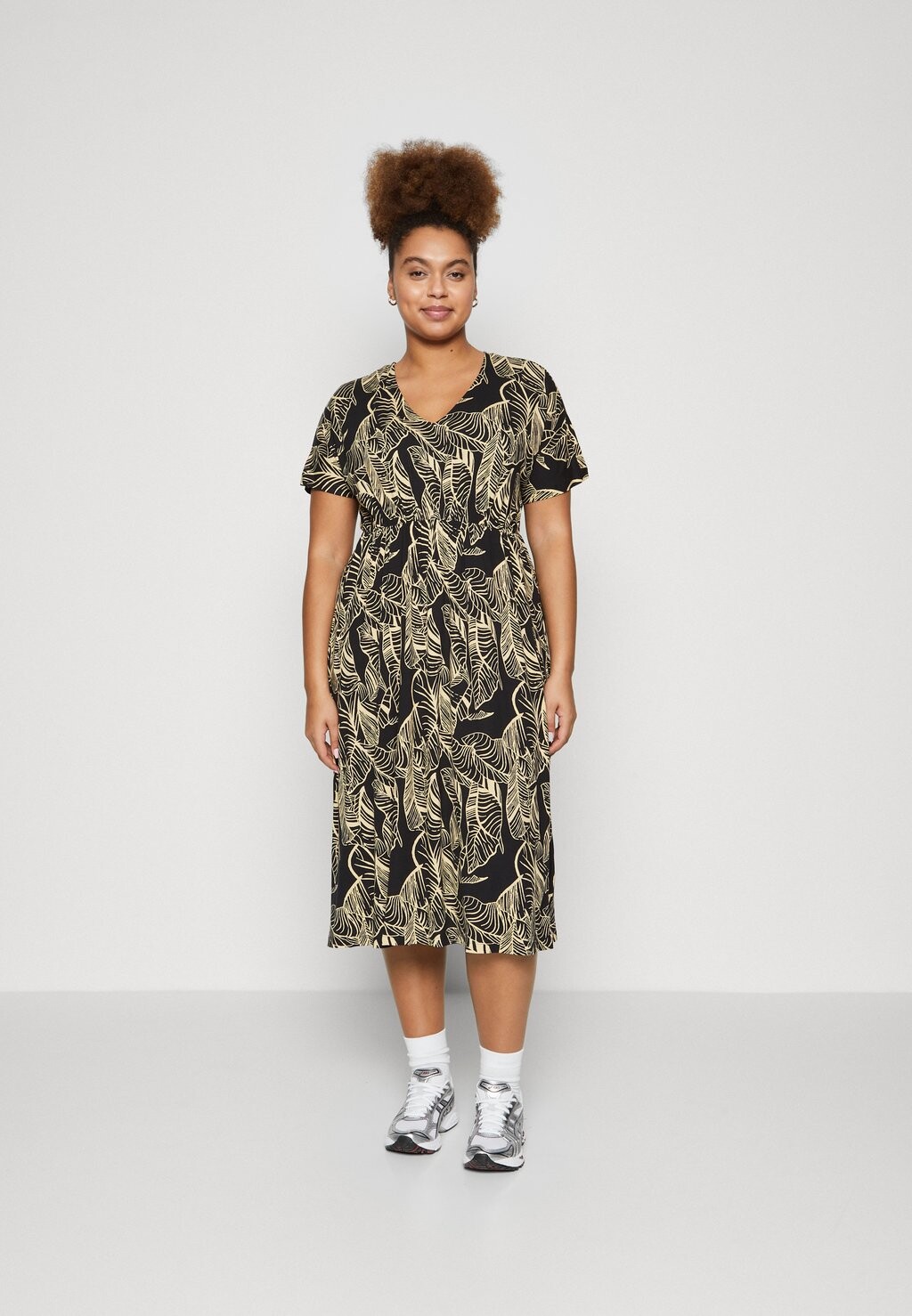 

Платье из джерси CARCLARISA LIFE IN-ONE DRESS ONLY Carmakoma, черный