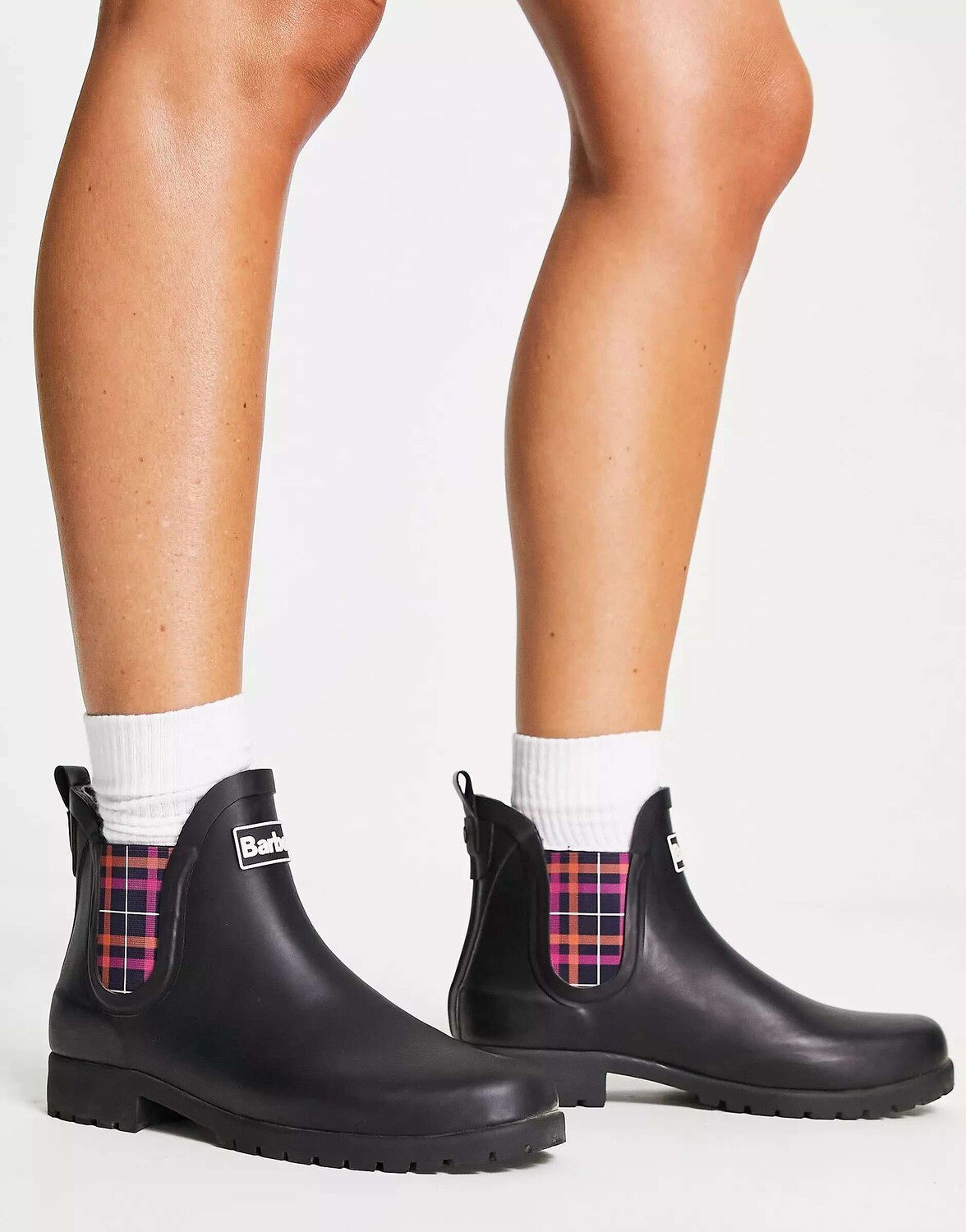 

Эксклюзивные черные резиновые сапоги Wilton от Barbour x ASOS, Черный