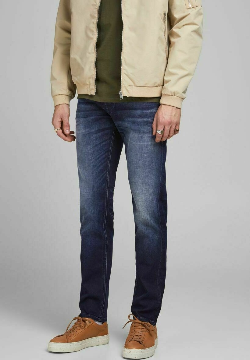

Джинсы прямого кроя Jack & Jones