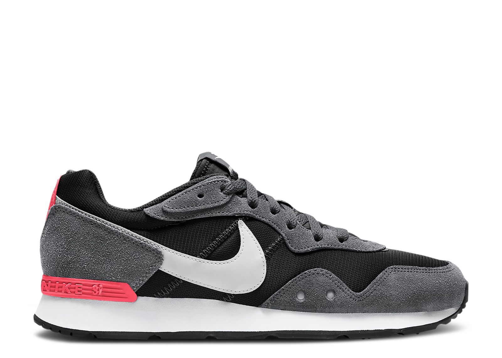 

Кроссовки Nike Venture Runner 'Iron Grey Crimson', серый