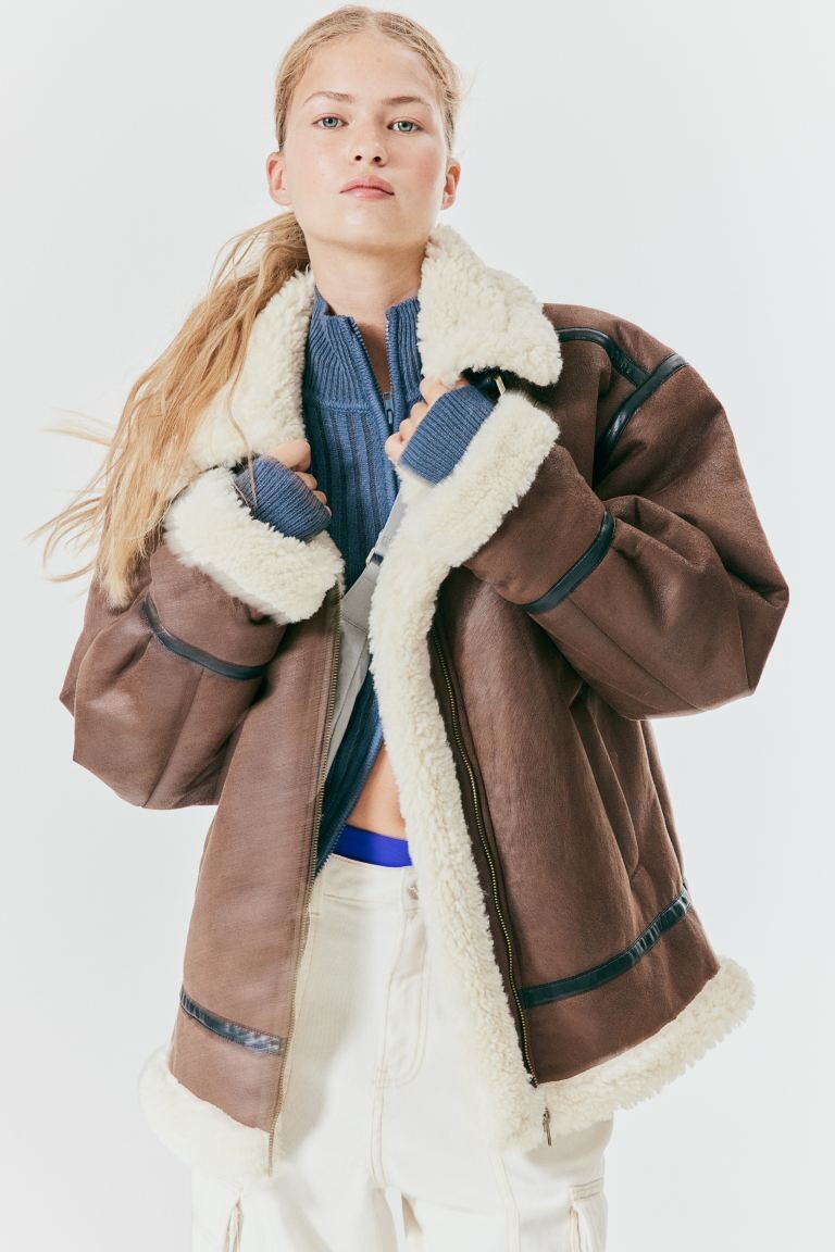 

Куртка оверсайз на плюшевой подкладке H&M