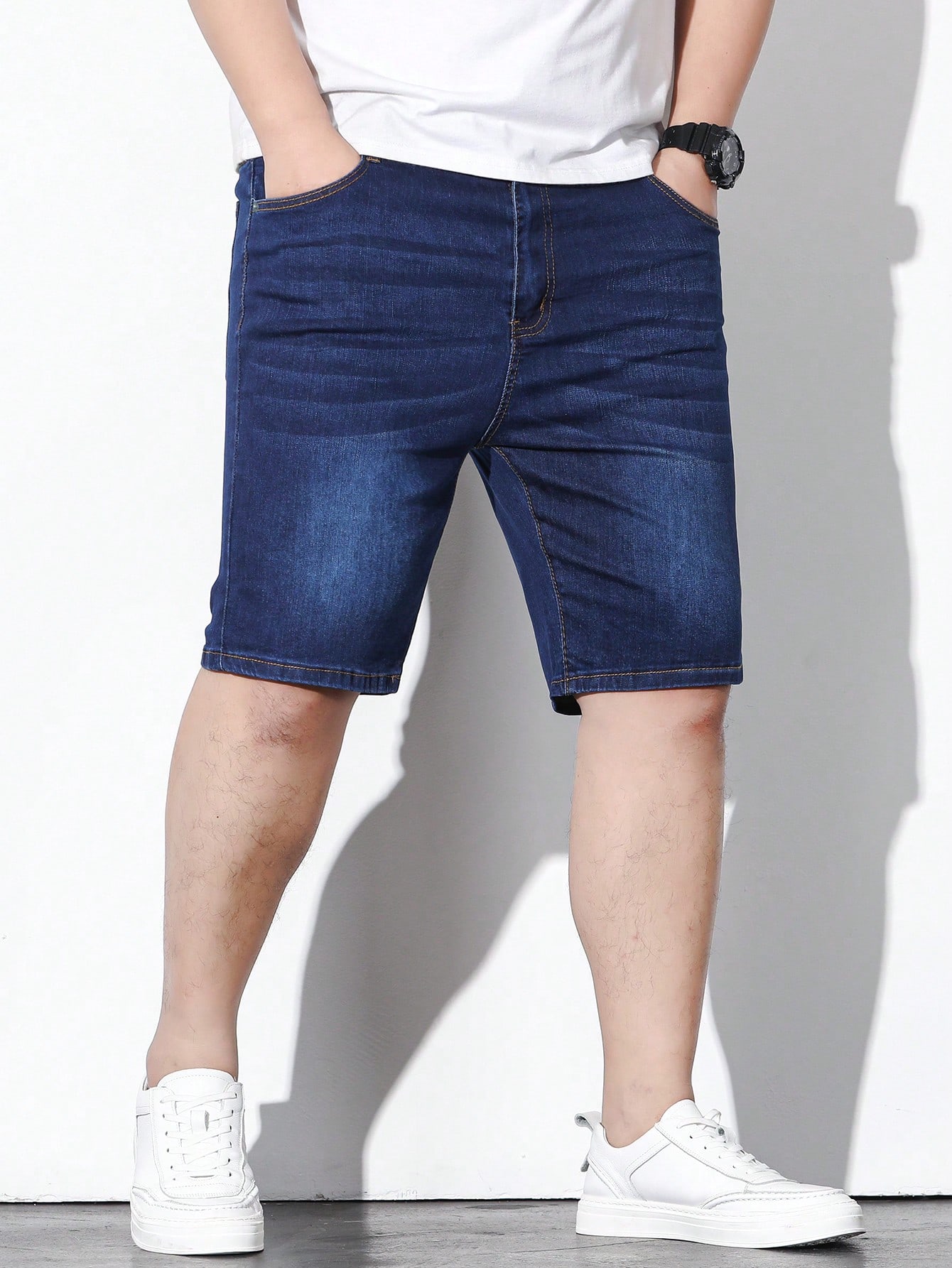цена Мужские джинсовые шорты больших размеров Manfinity Homme, синий