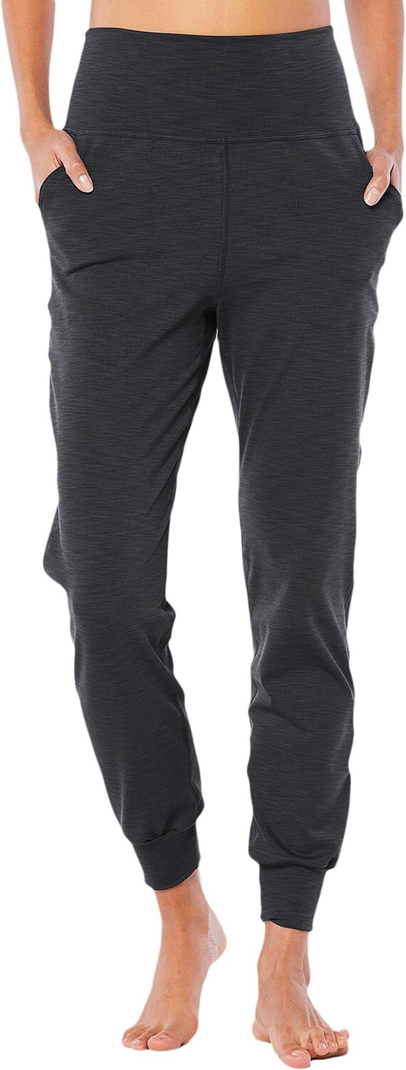 

Джоггеры миди в рубчик Heather Beyond Yoga, цвет Black Heather
