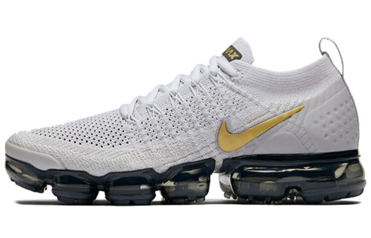 

Air VaporMax 2 Vast Grey Metallic Gold (W)