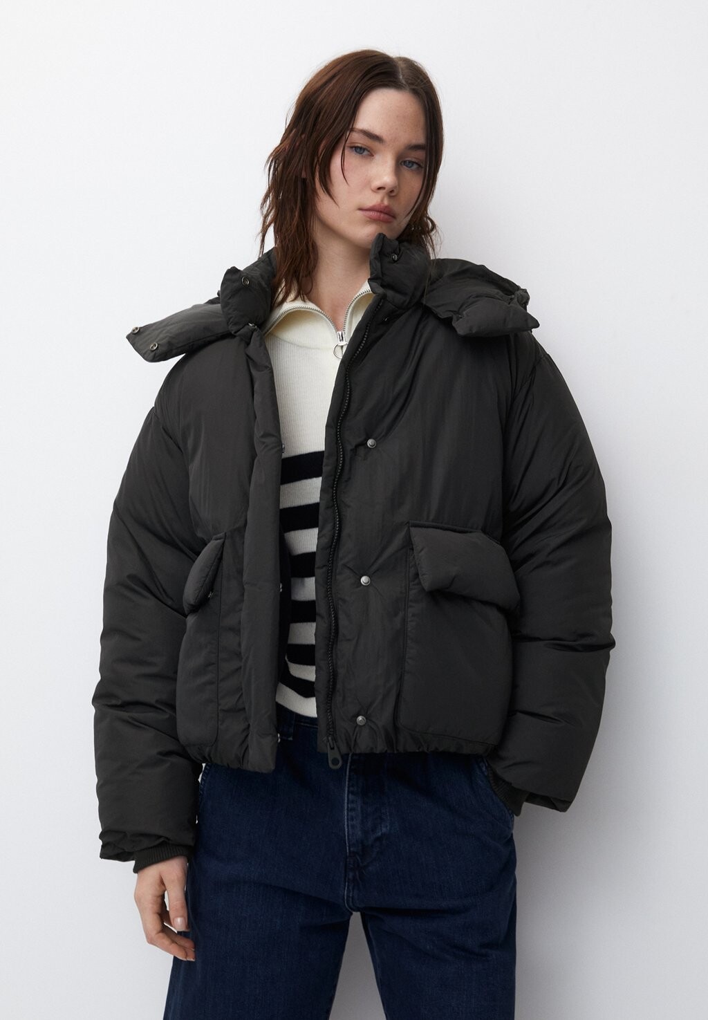

Зимняя куртка PULL&BEAR, черный