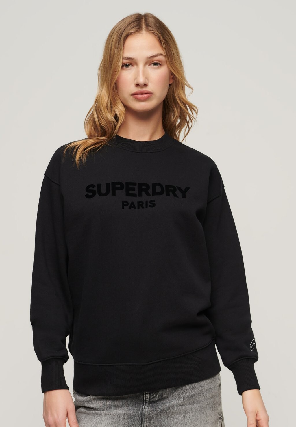 

Толстовка SPORT LUXE CREW Superdry, черный