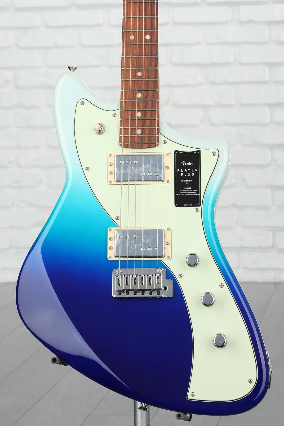 

Электрогитара Fender Player Plus Meteora HH — Belair Blue