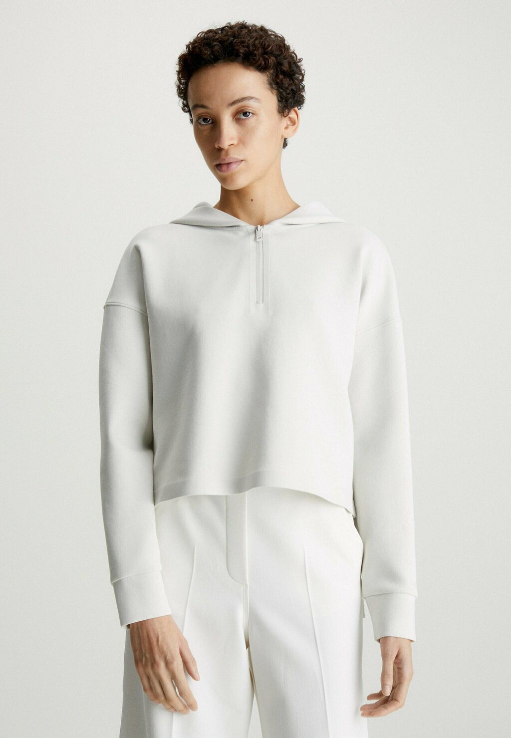 

Толстовка с капюшоном Calvin Klein, молочный