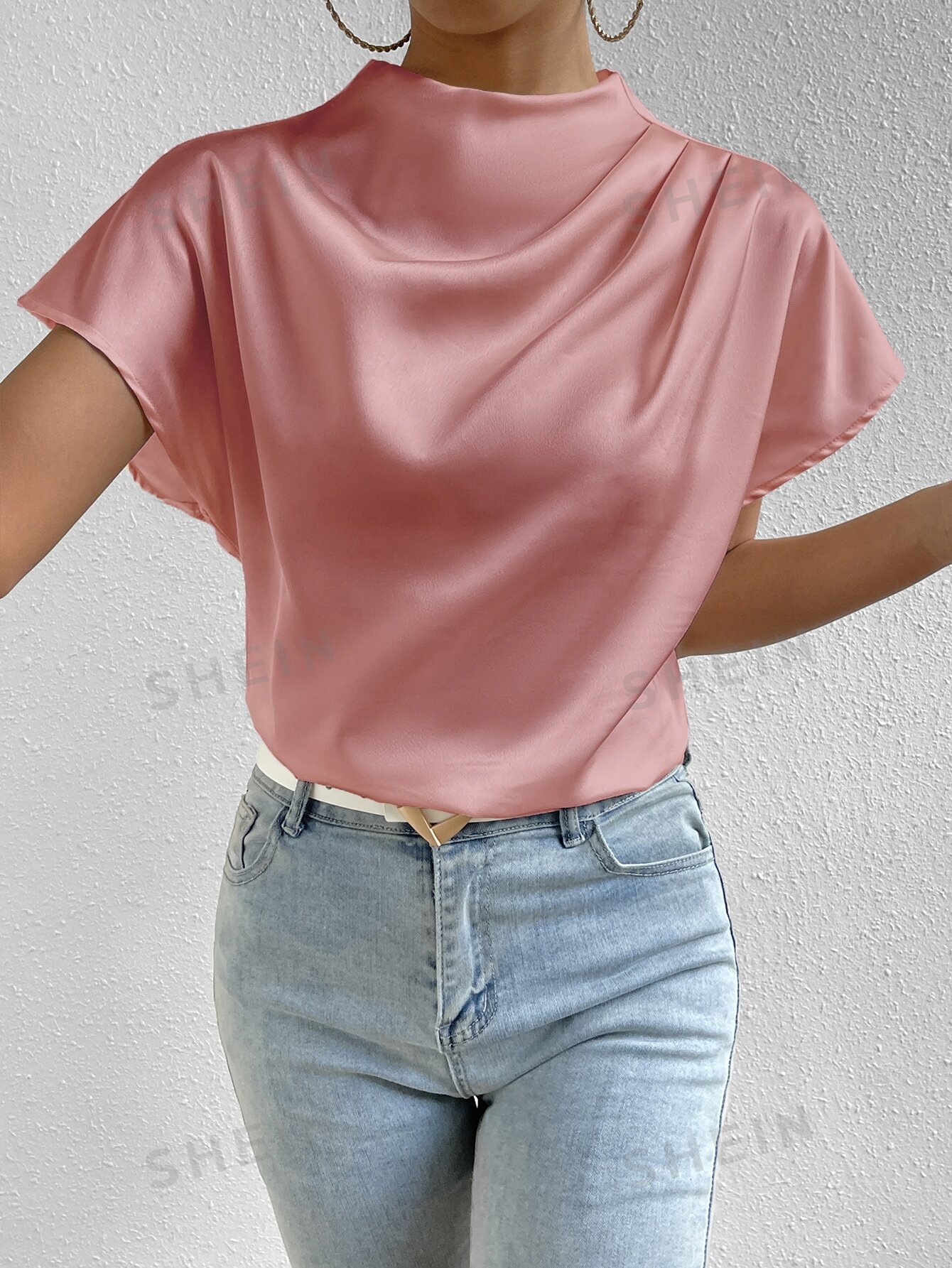 цена SHEIN Frenchy однотонная повседневная рубашка с круглым вырезом и рукавами «летучая мышь», розовый