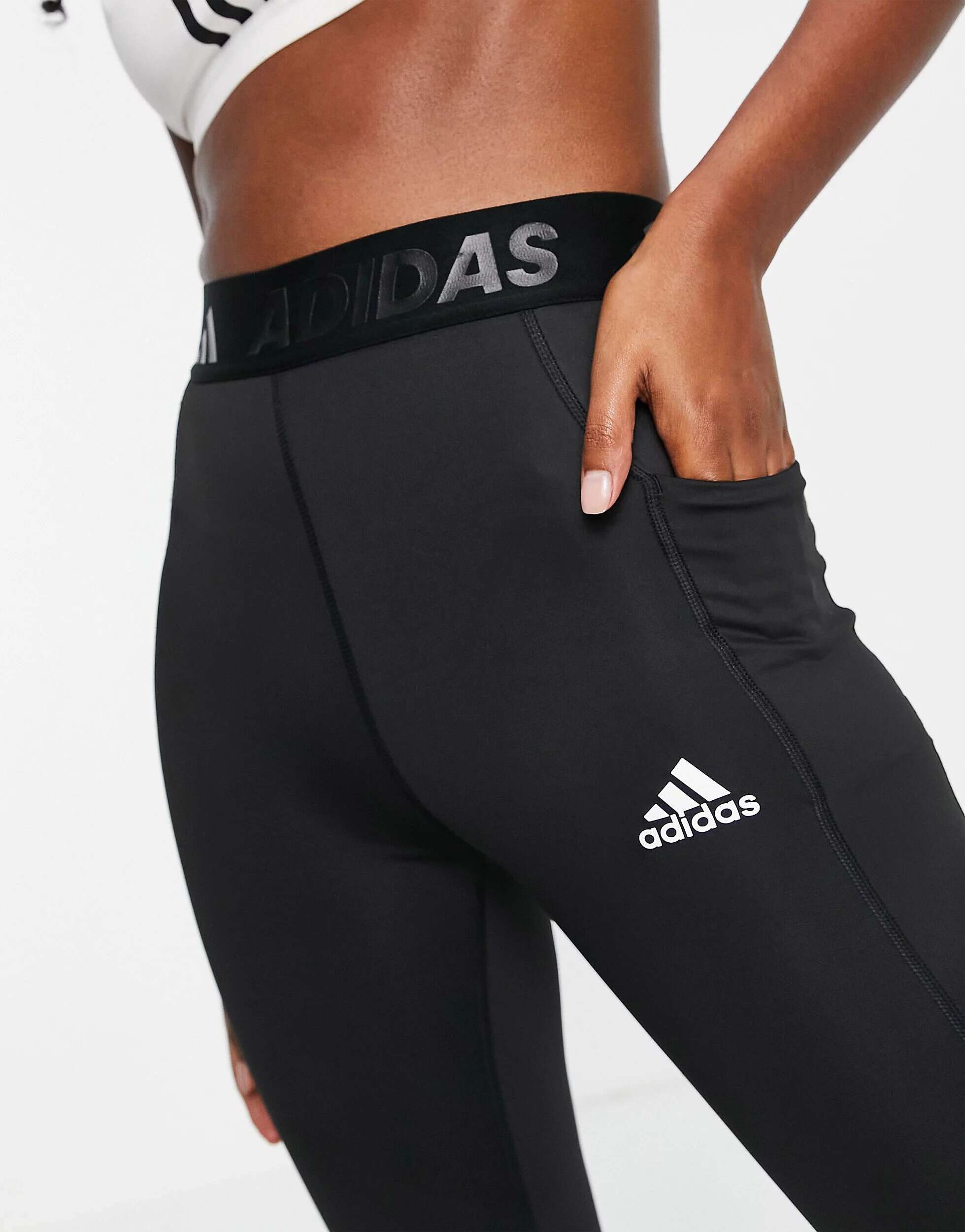 

Черные леггинсы с 3 полосками adidas Training Techfit adidas performance