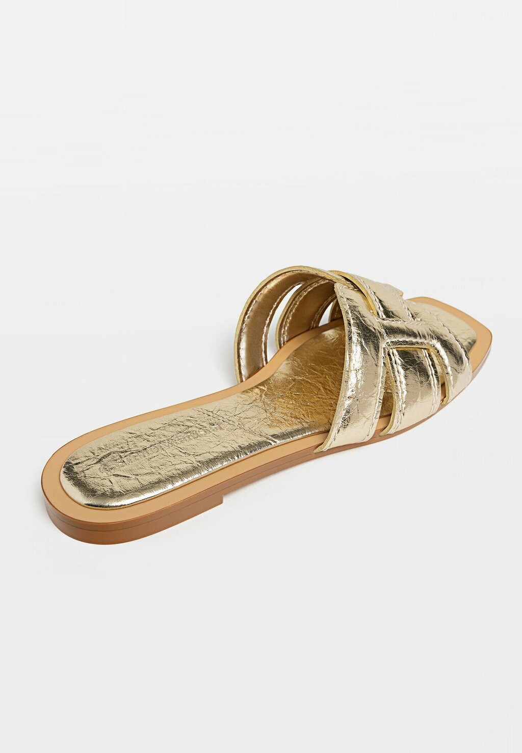 

Тапочки Wide Fit. Flat Strappy Sandals Stradivarius, золото