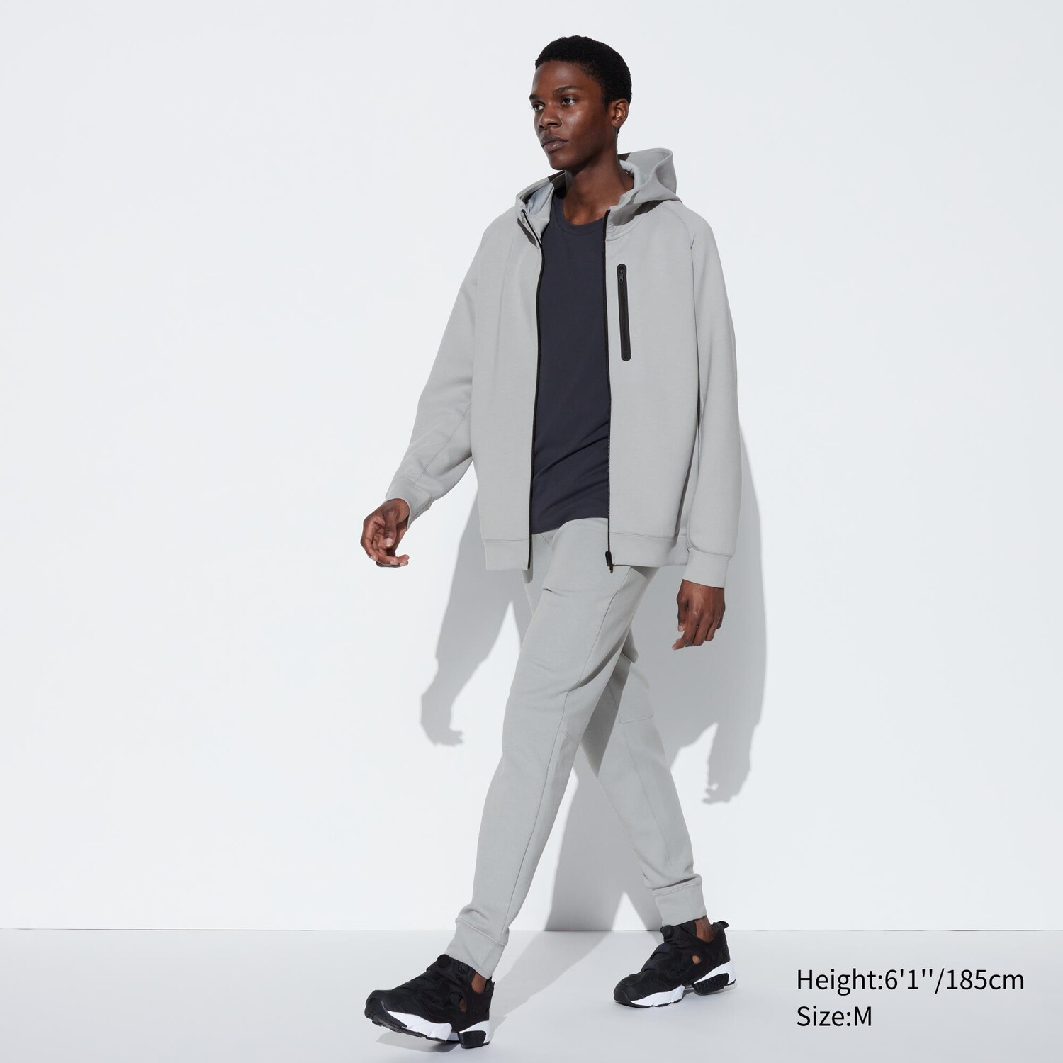 

Джоггеры сухой стретч UNIQLO, светло-серый