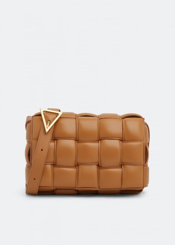 

Сумка Bottega Veneta Padded Cassette, коричневый