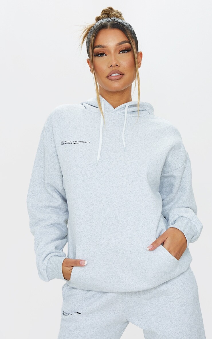 

PrettyLittleThing Logo Пепельно-серый худи оверсайз (EST 2012)