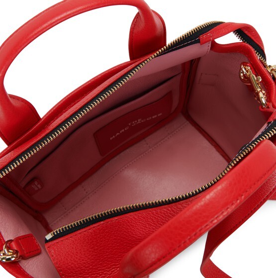 

Маленькая кожаная большая сумка Marc Jacobs