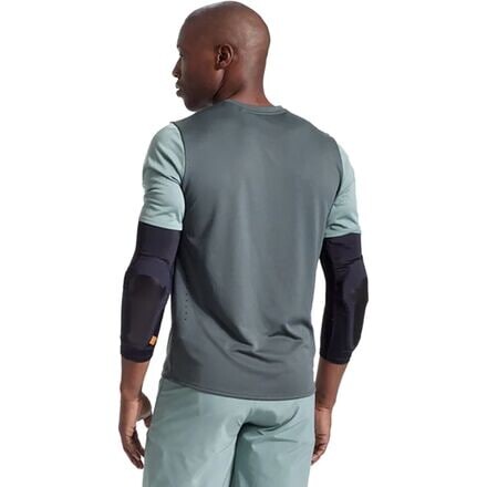 

Джерси Summit с короткими рукавами мужские PEARL iZUMi, цвет Camp Green/Pale Pine