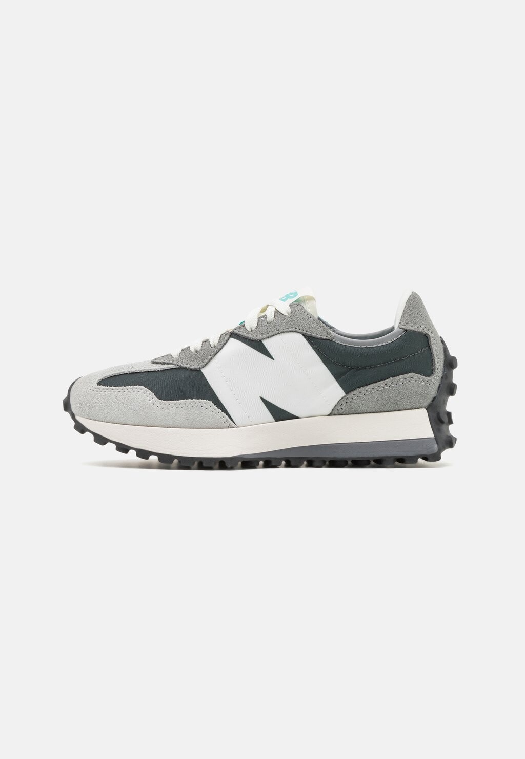 

Кроссовки New Balance