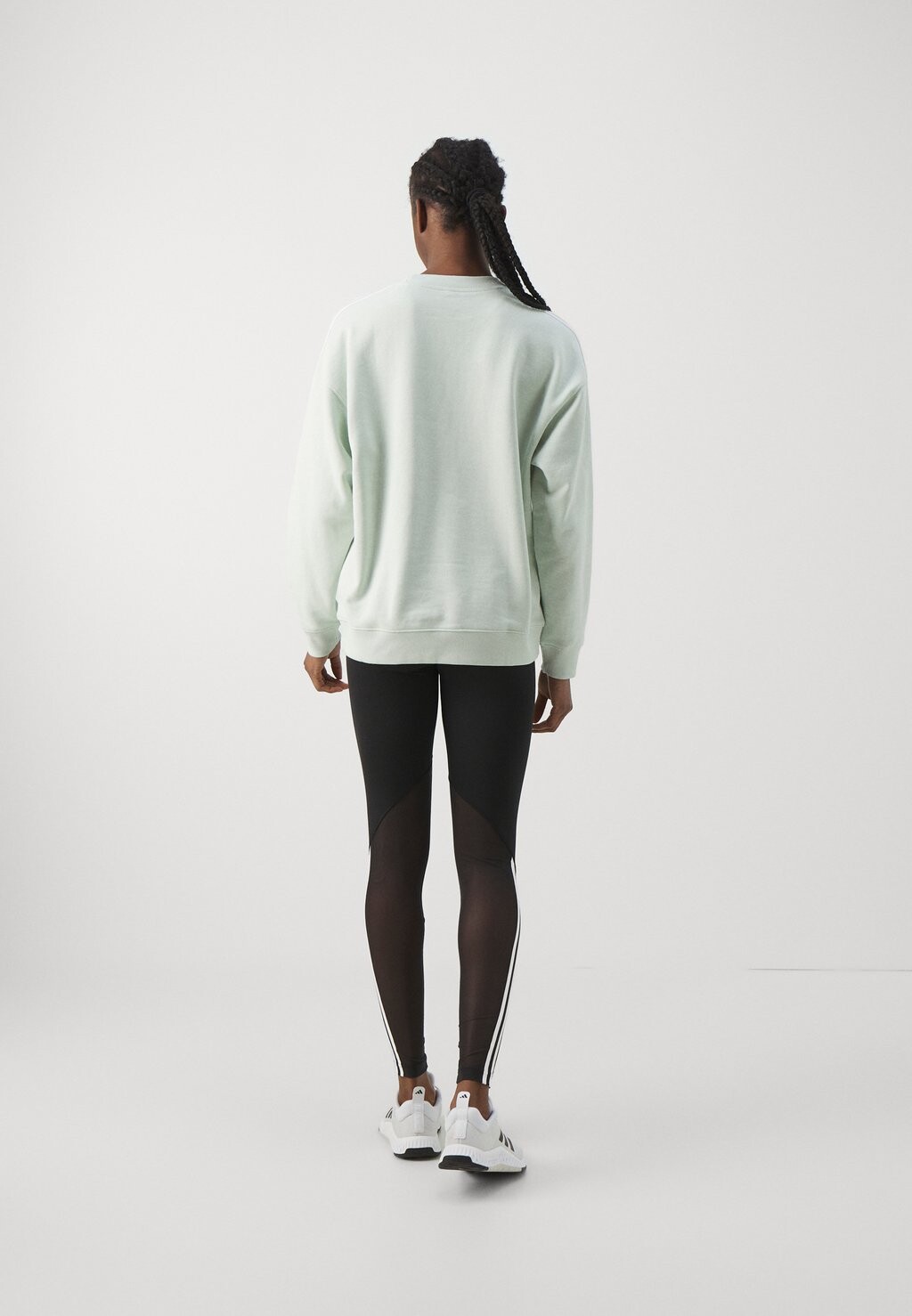 

Свитер Essentials 3 Stripes adidas Sportswear, зеленый