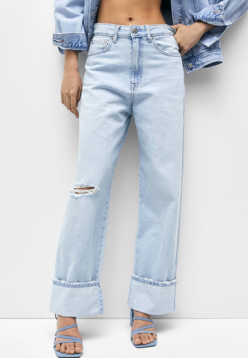 

Джинсы мешковатые PULL&BEAR, синий