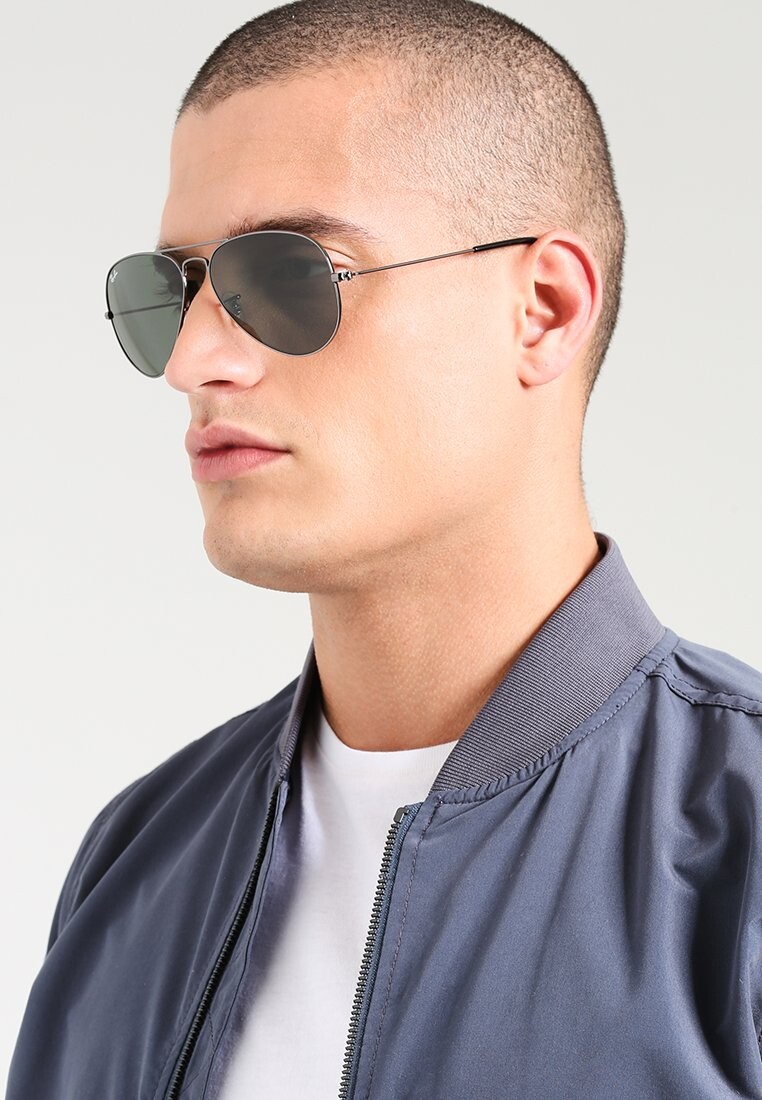

Солнцезащитные очки Ray-Ban